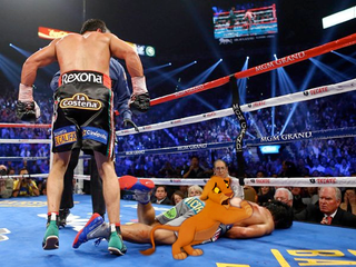 Illustration for article titled Roundup: The Best Manny Pacquiao Photoshop Contest Submissions